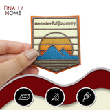 Adventure Collection: Wonderful Journey Patch zum Aufbügeln | Wandern Outdoor Patches, Sonne & Berge Bügelflicken, Flicken, Aufnäher Wanderer Rucksäcke, Finally Home