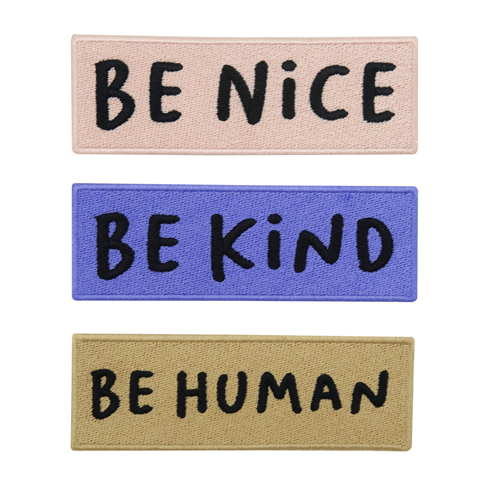 Rosa, Violetter und Ockerfarbener 3er Set Patch mit den Inschriften: Be Nice, Be Kind, Be Human