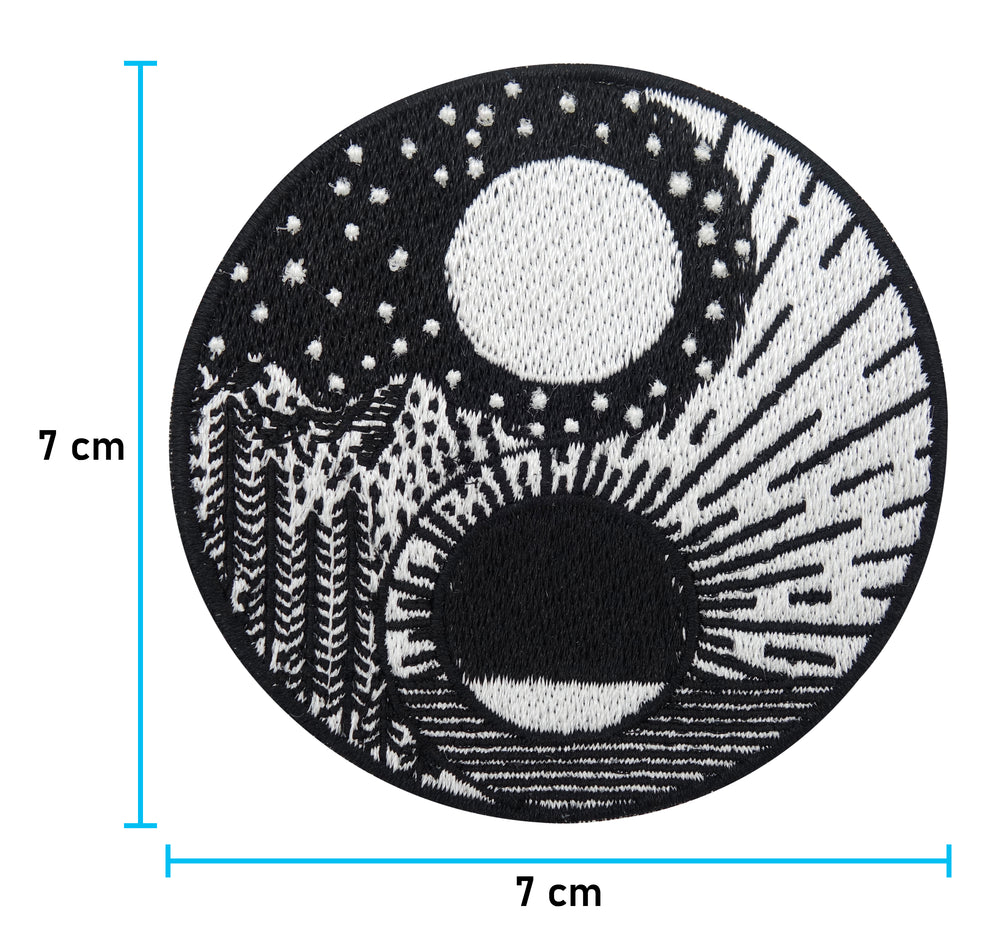 Yin und Yang Patch mit der Maße: 7 x 7 cm