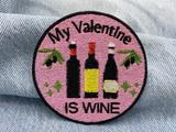 Valentinstag Patch auf blauer Jeans