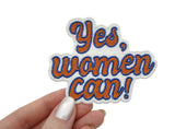 Yes, Women can Patch gehalten von einer Frauenhand