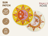 Vorder- und Rückseite des Patches, mit Bügelfolie. „Finally Home“ Logo und Nutzungsoptionen: Aufbügeln, Aufnähen, Aufkleben mit Textilkleber