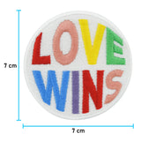 Love WIns Patch mit der Maße: 7 x 7 cm