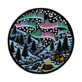 Polarlichter Camping in den Bergen | Wald Klett Patches, Sterne Aufnäher, Natur Klettpatches, Badge, Outdoor Klettpatch, Finally Home