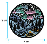 Polarlichter Camping in den Bergen | Wald Klett Patches, Sterne Aufnäher, Natur Klettpatches, Badge, Outdoor Klettpatch, Finally Home