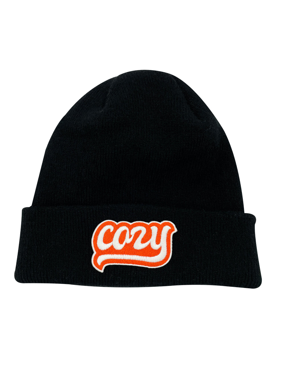 Cozy Patch auf schwarzer Mütze aufgebügelt