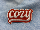 Cozy Patch auf blauer Jeans