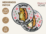 Vorder- und Rückseite des Patches, mit Bügelfolie. „Finally Home“ Logo und Nutzungsoptionen: Aufbügeln, Aufnähen, Aufkleben mit Textilkleber