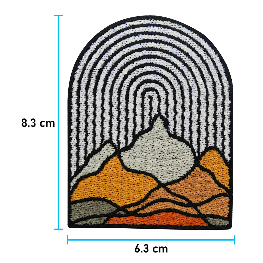 Berge Patch mit der Maße: 8,3 x 6,3 cm