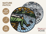 Vorder- und Rückseite des Patches, mit Bügelfolie. „Finally Home“ Logo und Nutzungsoptionen: Aufbügeln, Aufnähen, Aufkleben mit Textilkleber