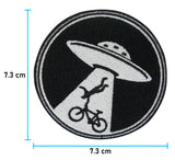 Alien Invasion Patch mit der Maße: 7,3 x 7,3 cm