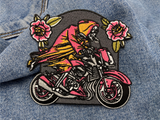 Geister Biker Patch auf blauer Jeans