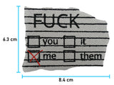 Fuck me Patch mit der Maße: 6,3 x 8,4 cm
