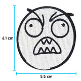 Grimasse Patch mit der Maße: 6,1 x 5,5 cm