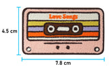 Love Songs Kassette Patch mit der Maße: 4,5 x 7,8 cm
