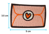 Liebesbrief Patch mit der Maße: 3,5 x 5 cm