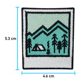 Camping-Bügelpatch-Bügelbild-klein-Berge-Bäume-Zelten-Aufnäher-Maße-5,3x4,6