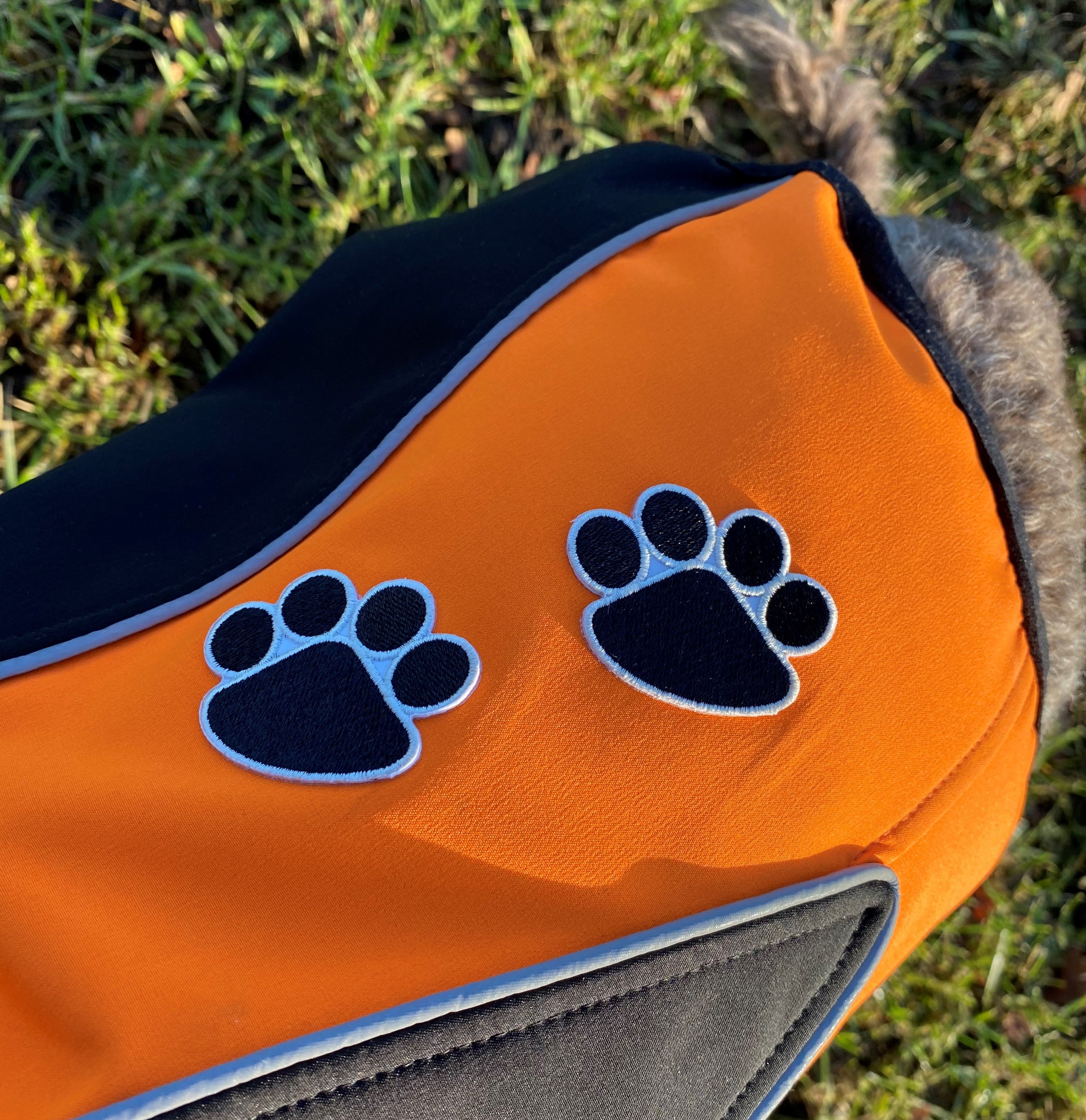 Zwei Schwarze Hundepfoten Patches zum Aufbügeln | Hunde Pfote Patch, Bügelflicken, Flicken, Aufnäher Finally Home
