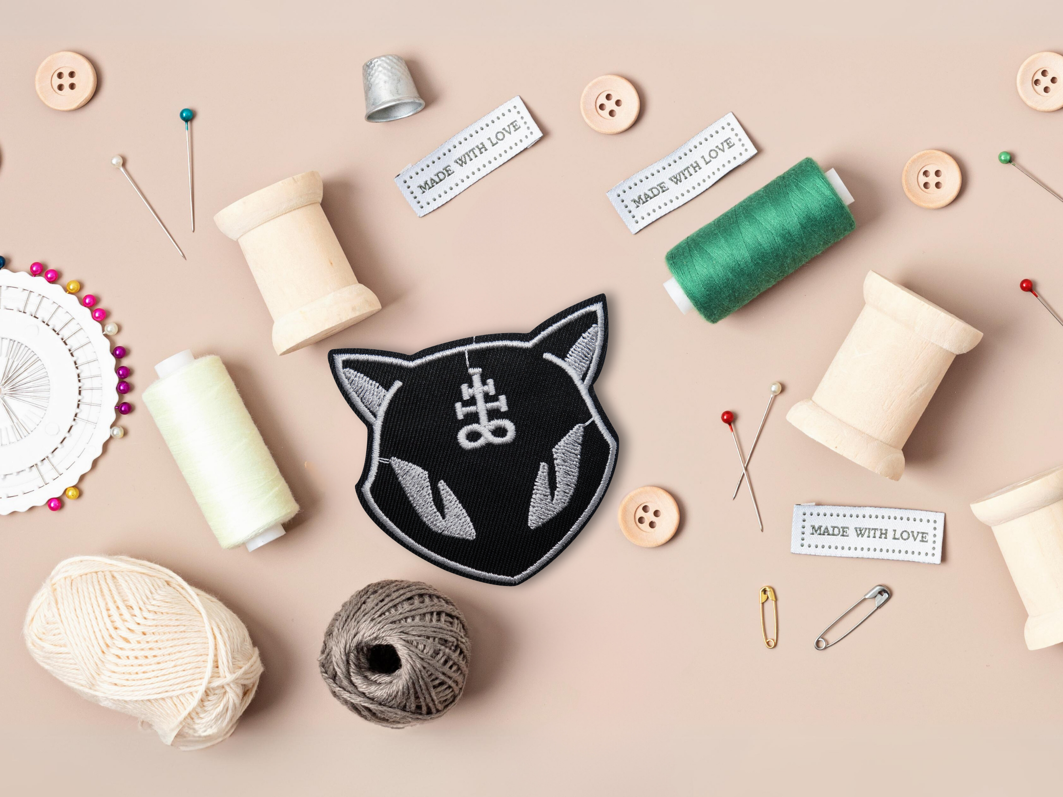 Schwarzer Katzen Kopf Patches zum Aufbügeln | Katze Patch, Bügelflicken, Flicken, Aufnäher, Finally Home