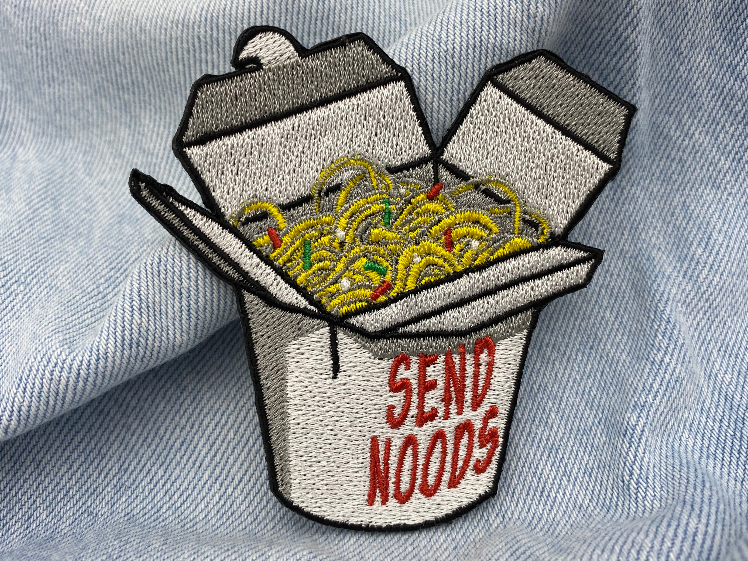 Send Noods Nudelbox | Nudeln Patches, Spruch Bügelflicken, Asiatische Essen Flicken, Lustiger Aufnäher für Erwachsene Finally Home