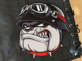 Bulldoggen Patch auf schwarzer Lederjacke