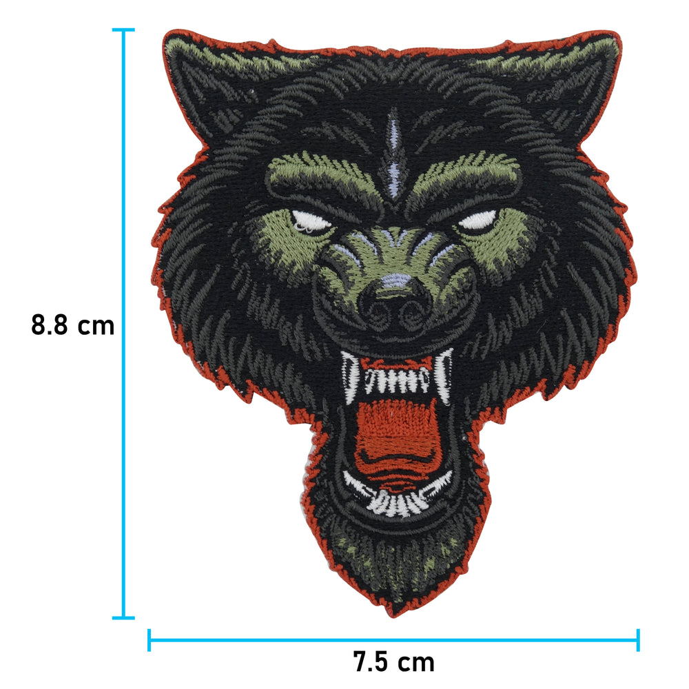 Wolf Patch mit Maße: 8,8 x 7,5 cm