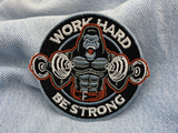 Gorilla Patch auf blauer Jeans