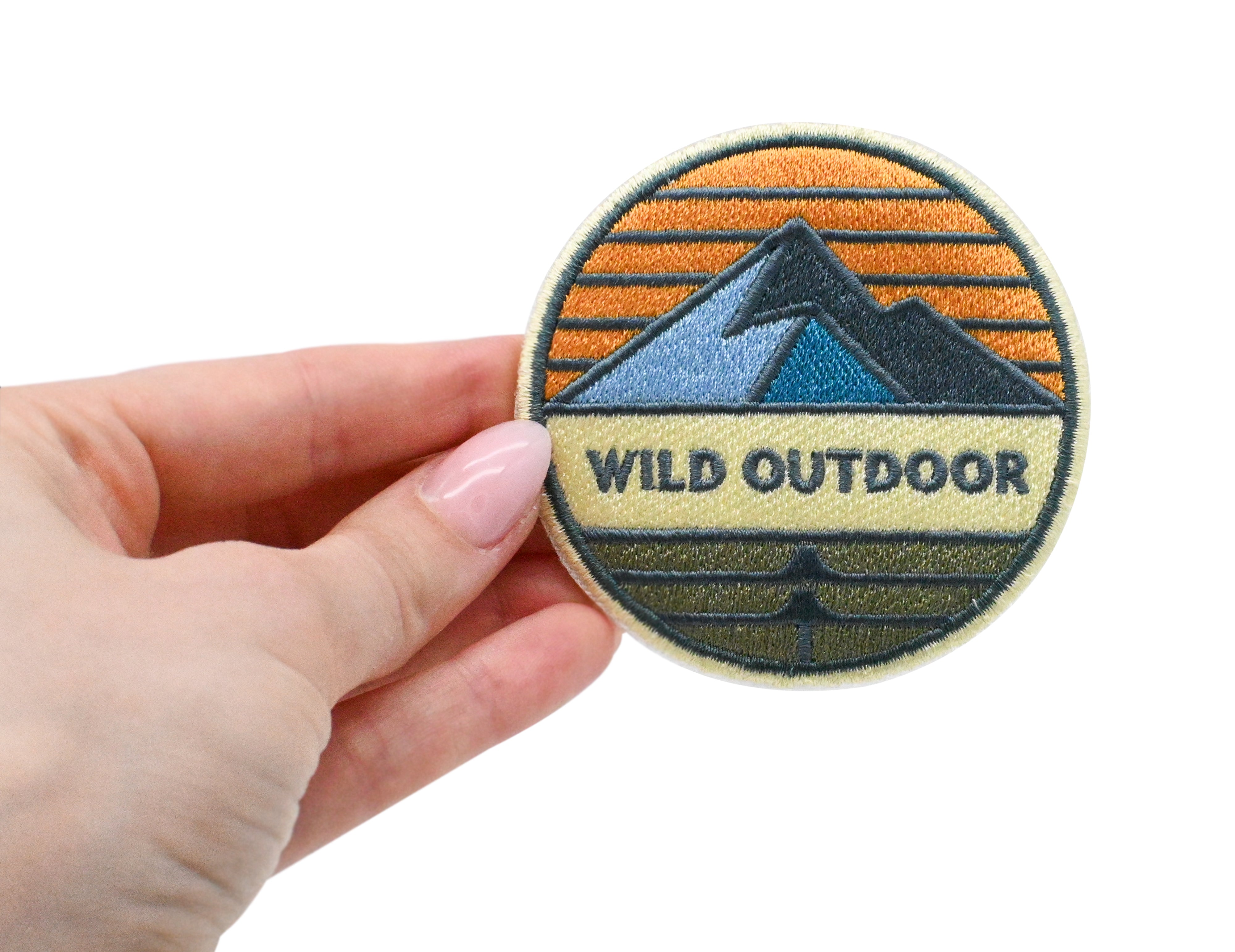 Klett Patch - Wild Outdoor | Wanderer Klett Patches, Wandern Aufnäher, Rucksack Klettpatches, Berg Badge, Berge Klettpatch, Finally Home