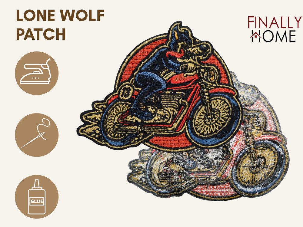 Front- und Rückansicht des Lone Wolf Biker Patches, nutzbar mit Bügeleisen, Nadel & Faden oder Textilkleber.