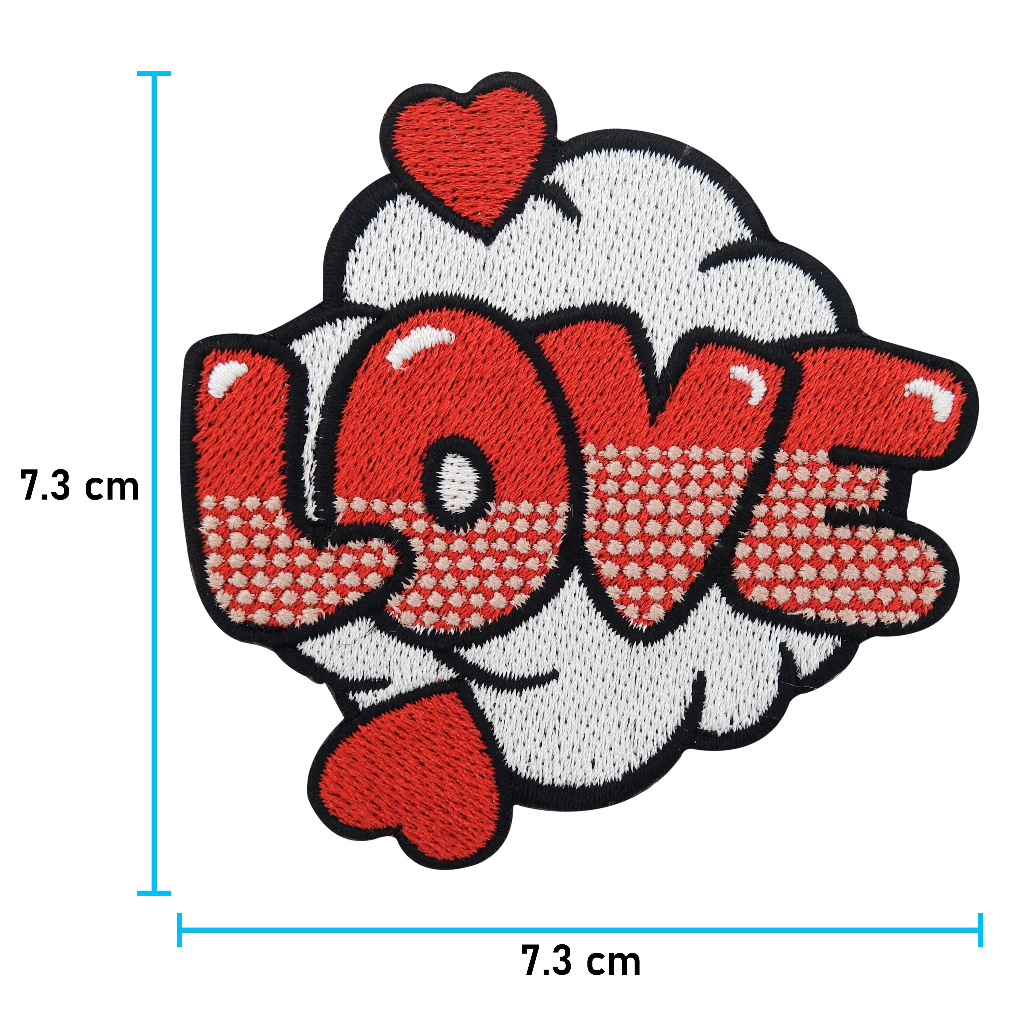 Roter Love Comic Style Patch mit Maßen 7,3 x 7,3 cm