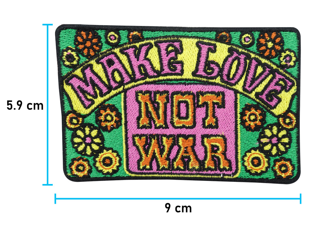 Make Love Not War Patch mit den Maßen: 5,9 x 9 cm