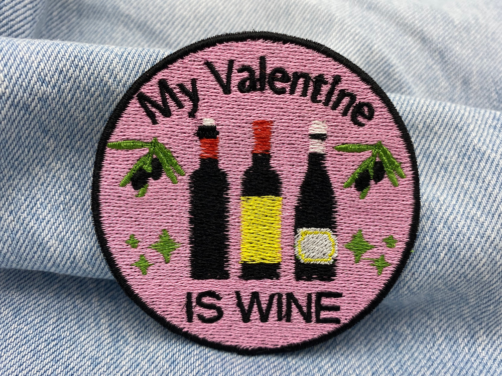Valentinstag Patch auf blauer Jeans