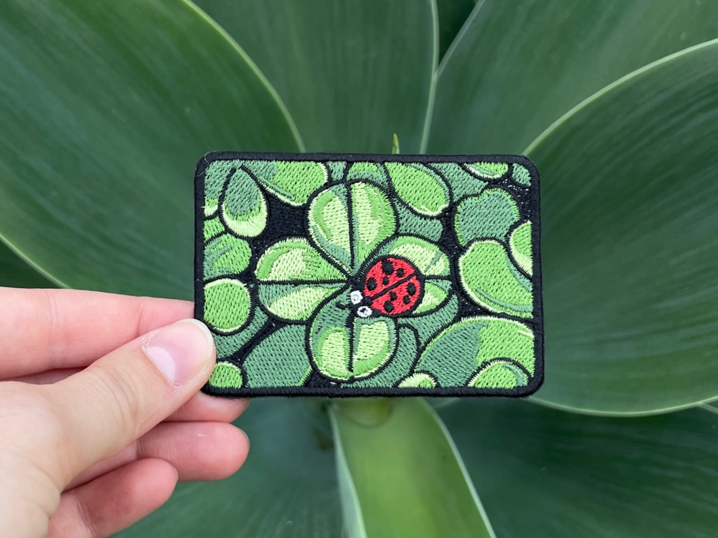 Kleeblatt Bügelpatch | Glück Marienkäfer Aufnäher | Natur DIY Flicken