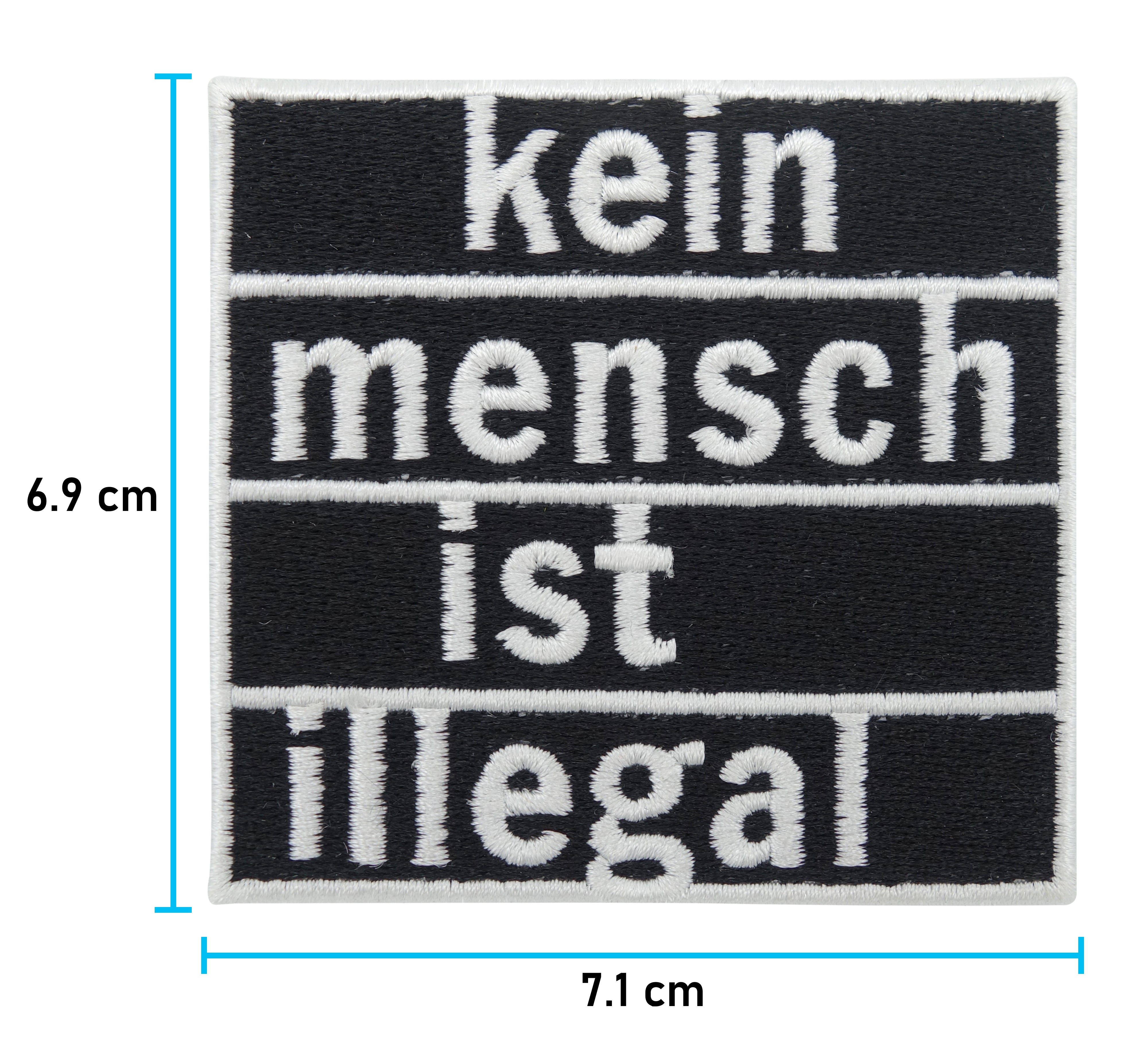 Statement Patch mit der Maße: 6,9 x 7,1 cm 