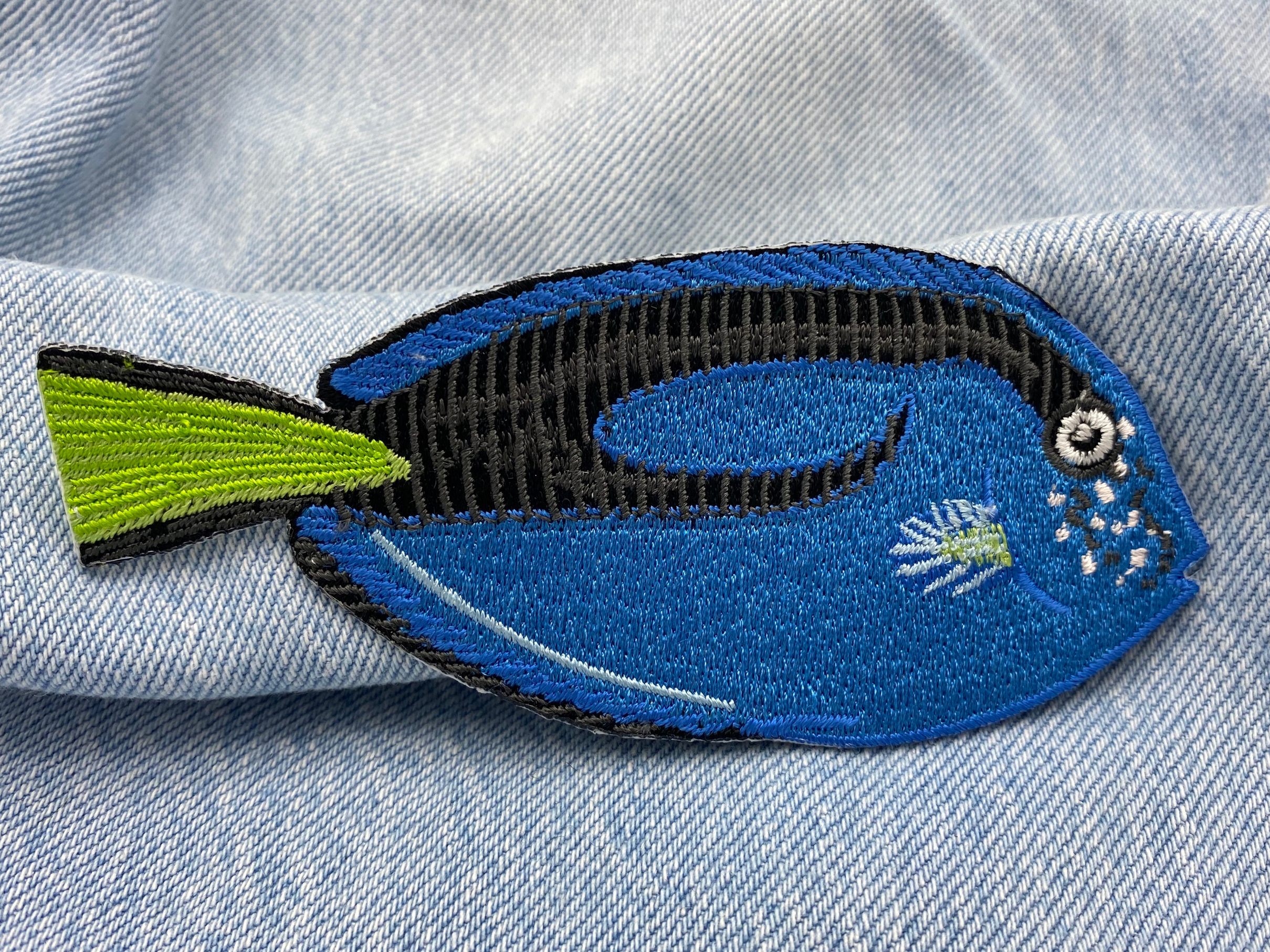 Blauer Korallen Fisch | Meer Patches, Fische Bügelbild, Aufbügler, Aufnäher, Finally Home Patch zum Aufbügeln