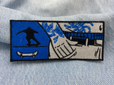 Skater Patch auf blauer Jeans