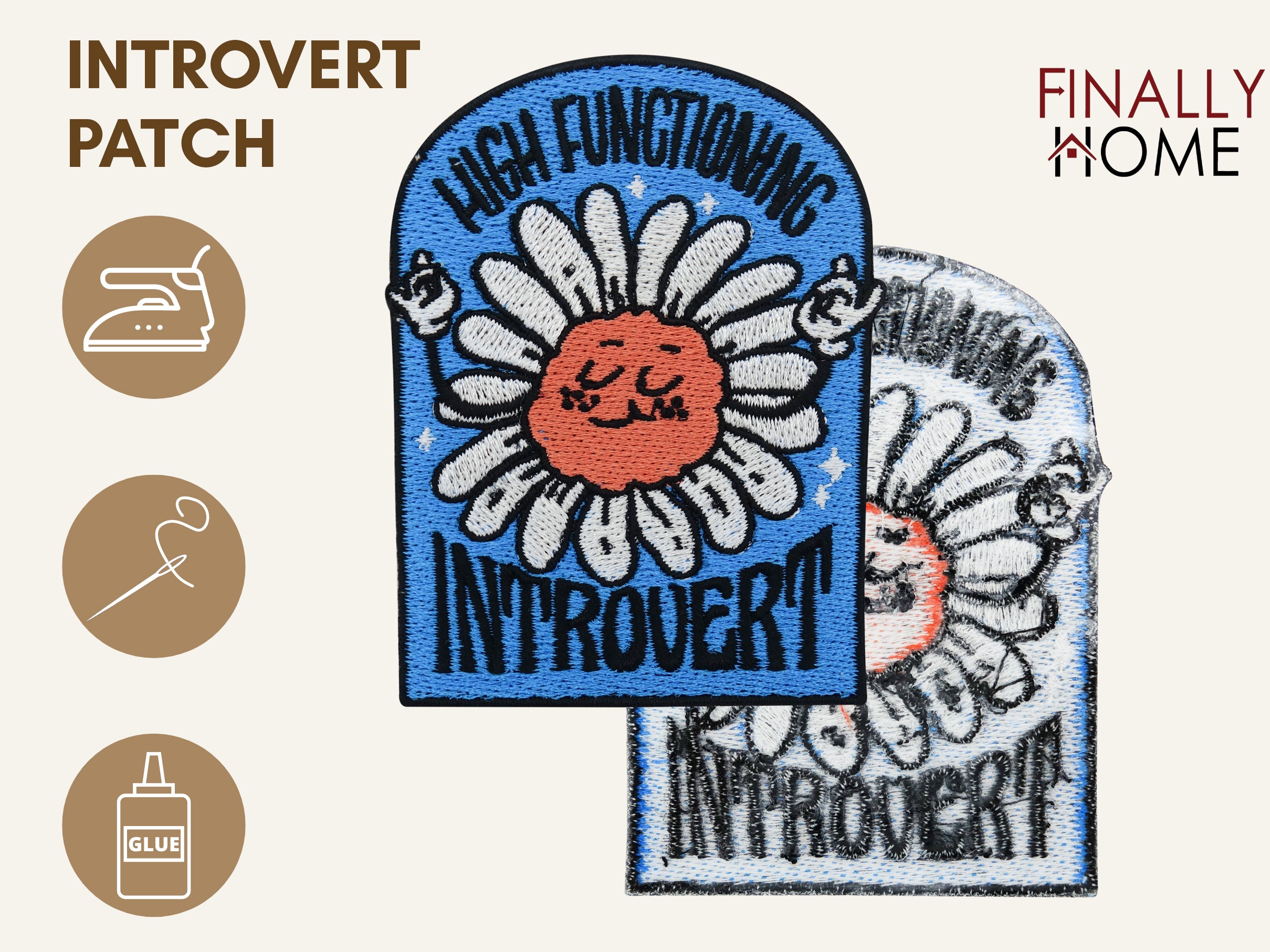 Vorder- und Rückseite des Patches, mit Bügelfolie. „Finally Home“ Logo und Nutzungsoptionen: Aufbügeln, Aufnähen, Aufkleben mit Textilkleber