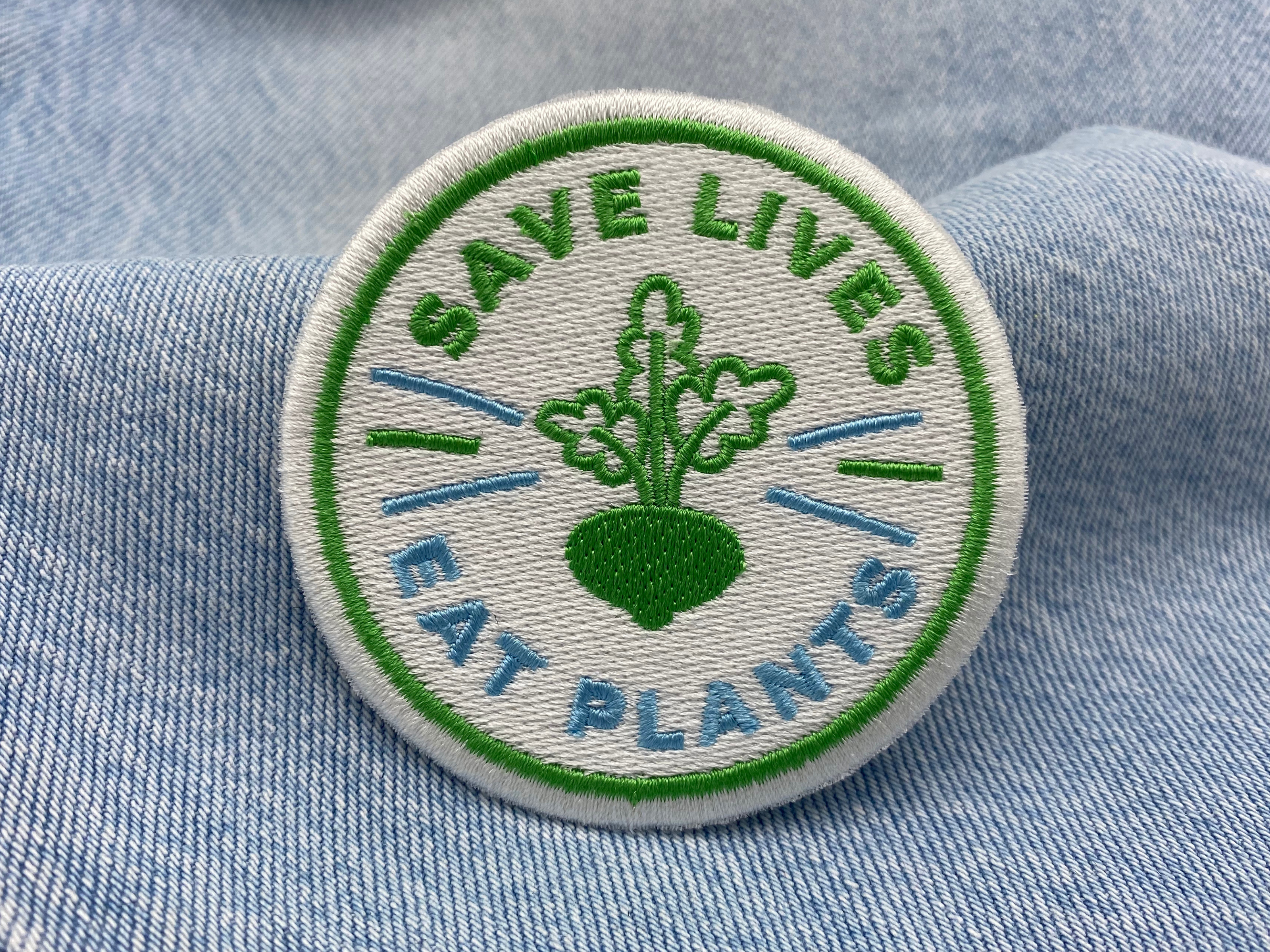 Veggie Patch auf blauer Jeans
