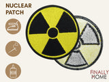 Vorder- und Rückseite des Patches, mit Bügelfolie. „Finally Home“ Logo und Nutzungsoptionen: Aufbügeln, Aufnähen, Aufkleben mit Textilkleber
