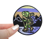 Schildkröte Patch gehalten von einer Frauenhand