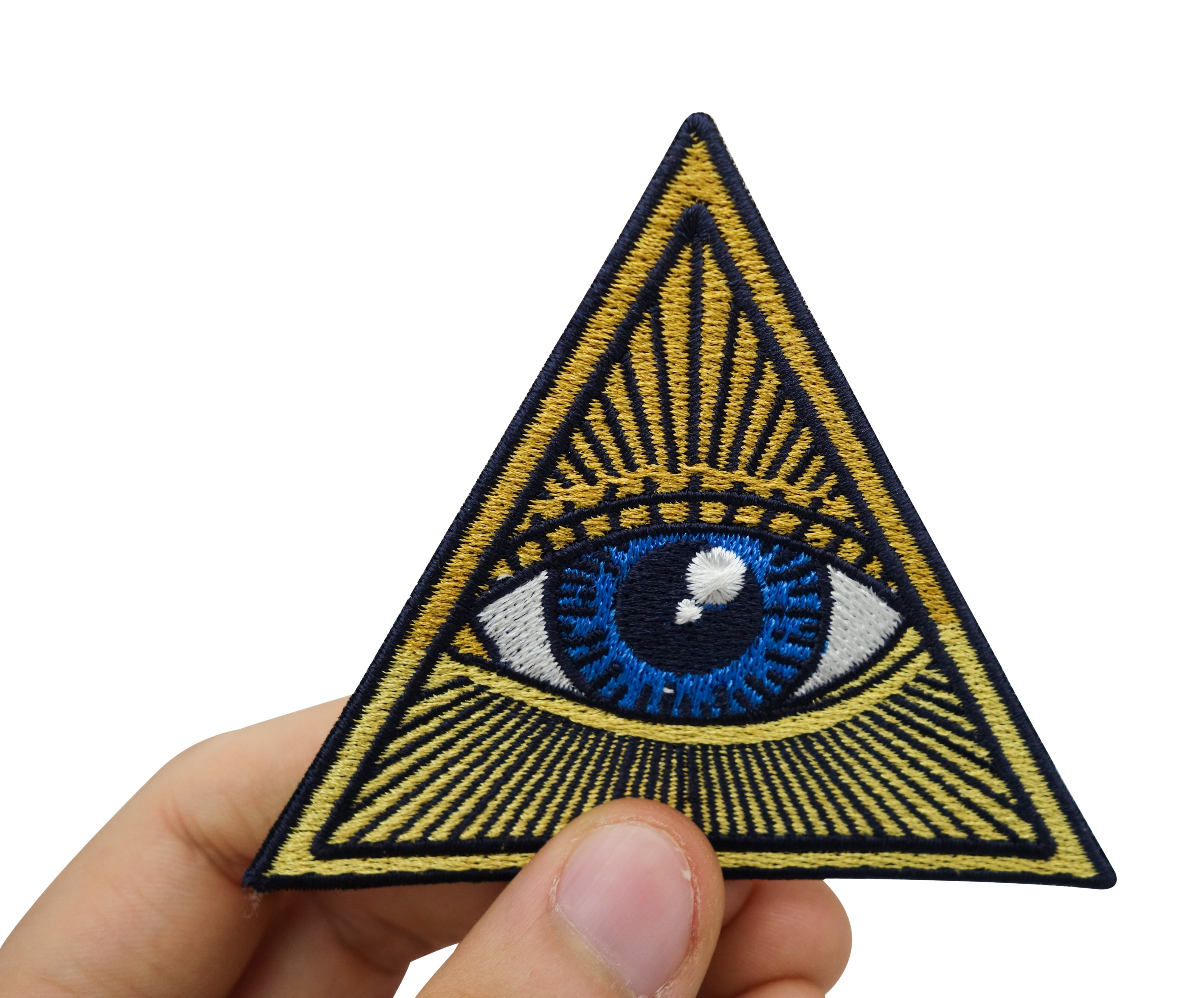 Hand hält den Illuminati Patch
