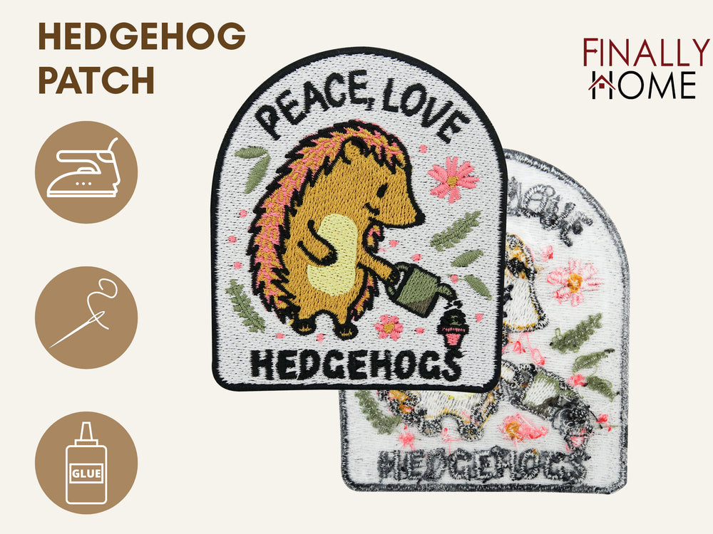 Vorder- und Rückseite des Patches, mit Bügelfolie. „Finally Home“ Logo und Nutzungsoptionen: Aufbügeln, Aufnähen, Aufkleben mit Textilkleber
