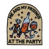 Beiger Me And My Friends At The Party Weinflasche Spruch Patch