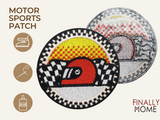 Vorder- und Rückseite des Patches, mit Bügelfolie. „Finally Home“ Logo und Nutzungsoptionen: Aufbügeln, Aufnähen, Aufkleben mit Textilkleber