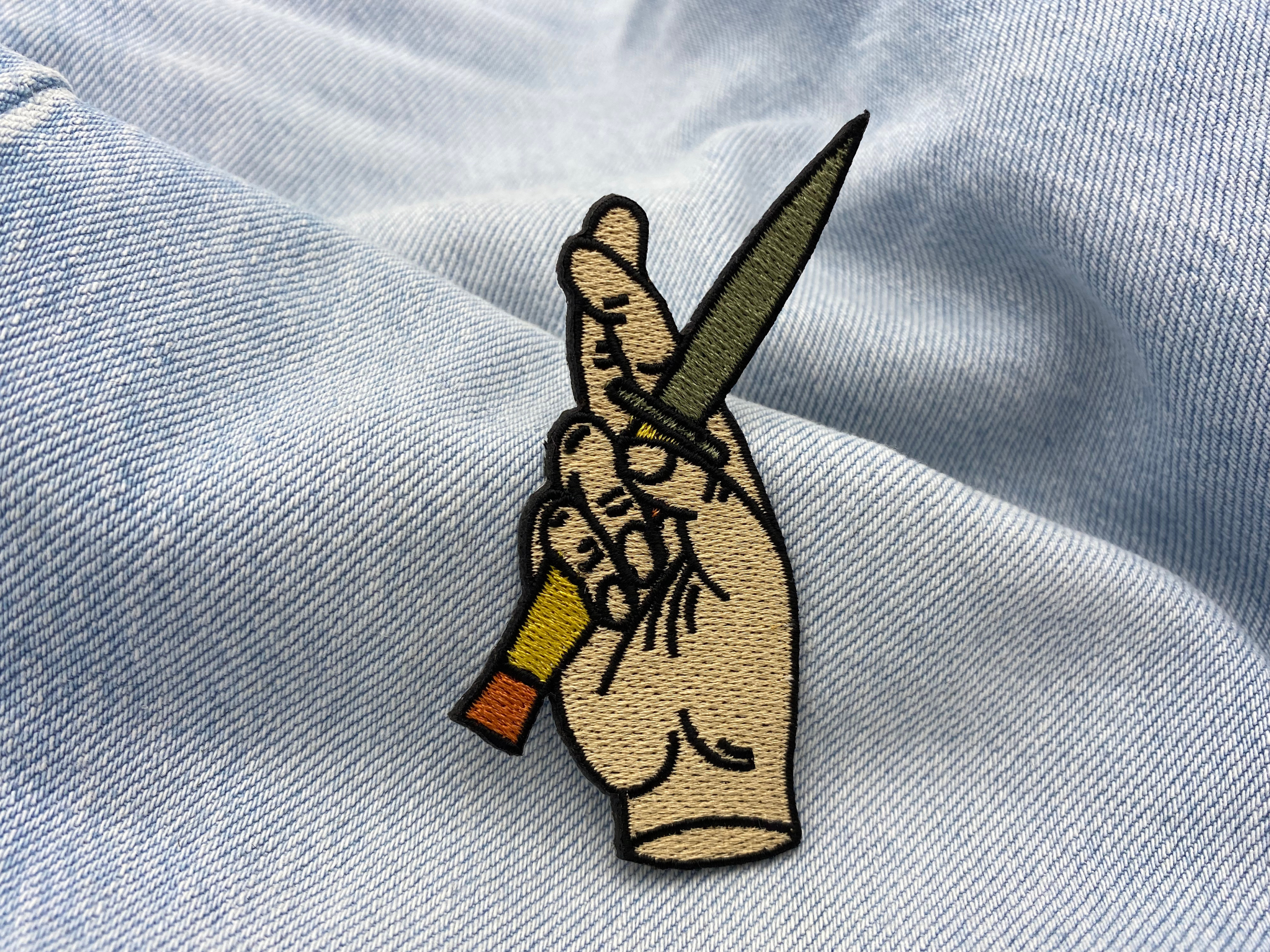 Sneaky Hands | Patches, Bügelbild, Verräter Aufbügler, Hände Aufnäher, Finally Home Patch zum Aufbügeln