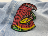 Surfer Patch auf hellblauer Jeans