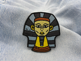 Pharao Kopf Patch auf hellblauer Jeans
