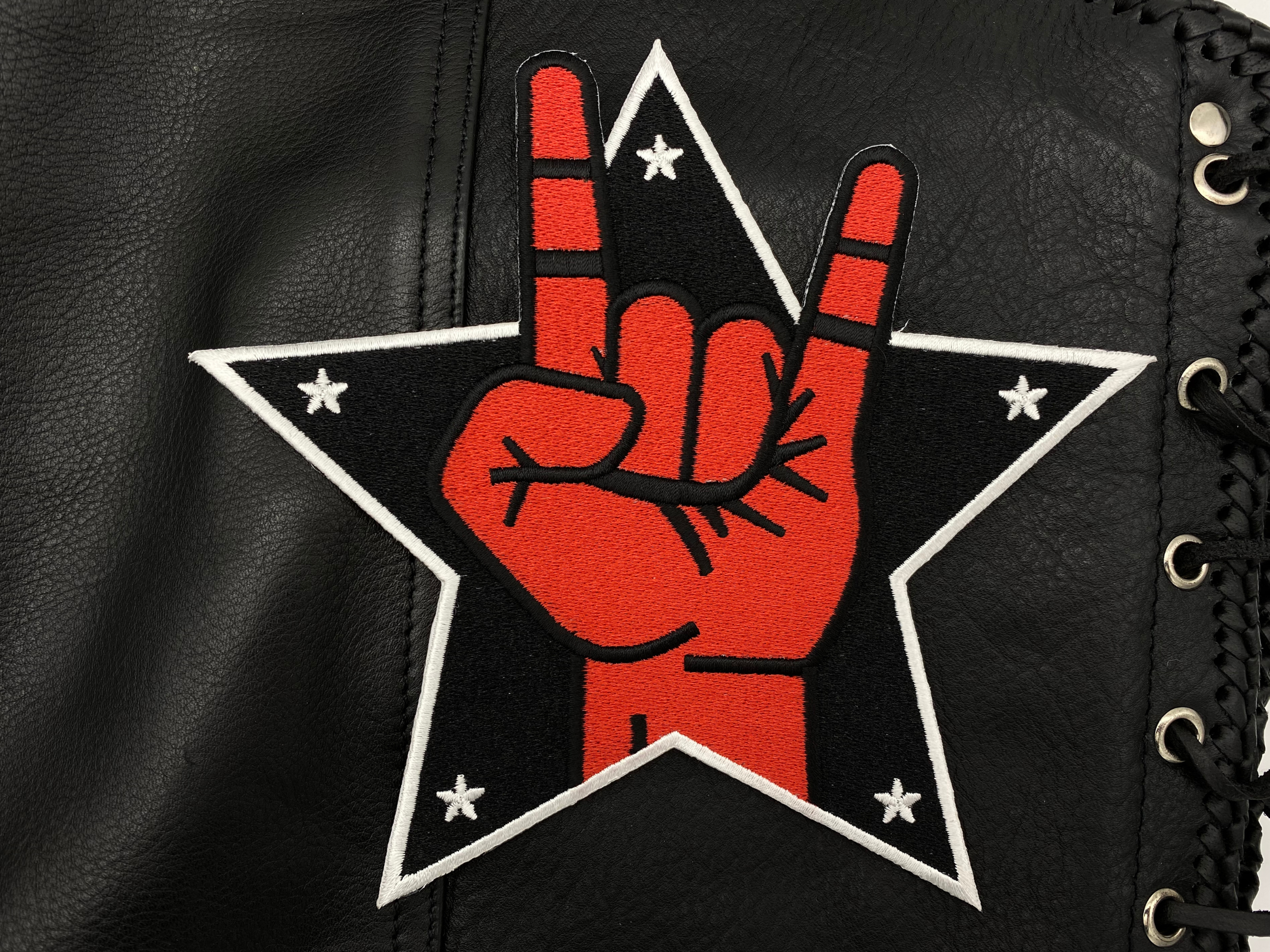 Rocker Patch auf schwarzer Lederjacke