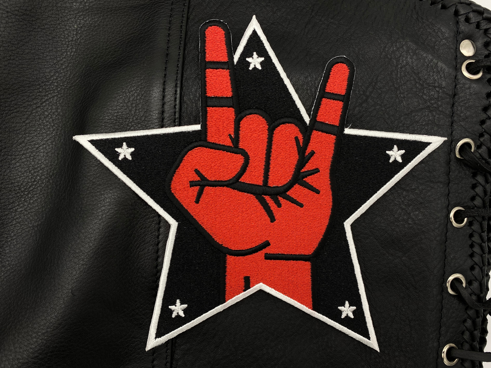 Rocker Patch auf schwarzer Lederjacke