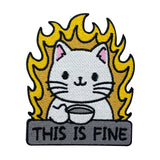 Weißer This Is Fine Katze Patch